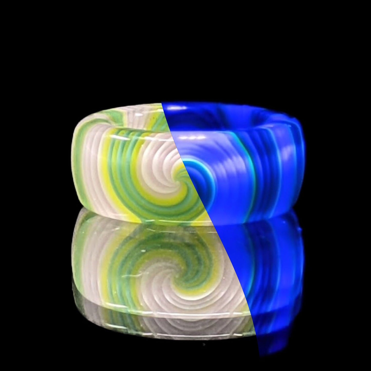 Glass UV Reactive Ring by Pho Sco USA