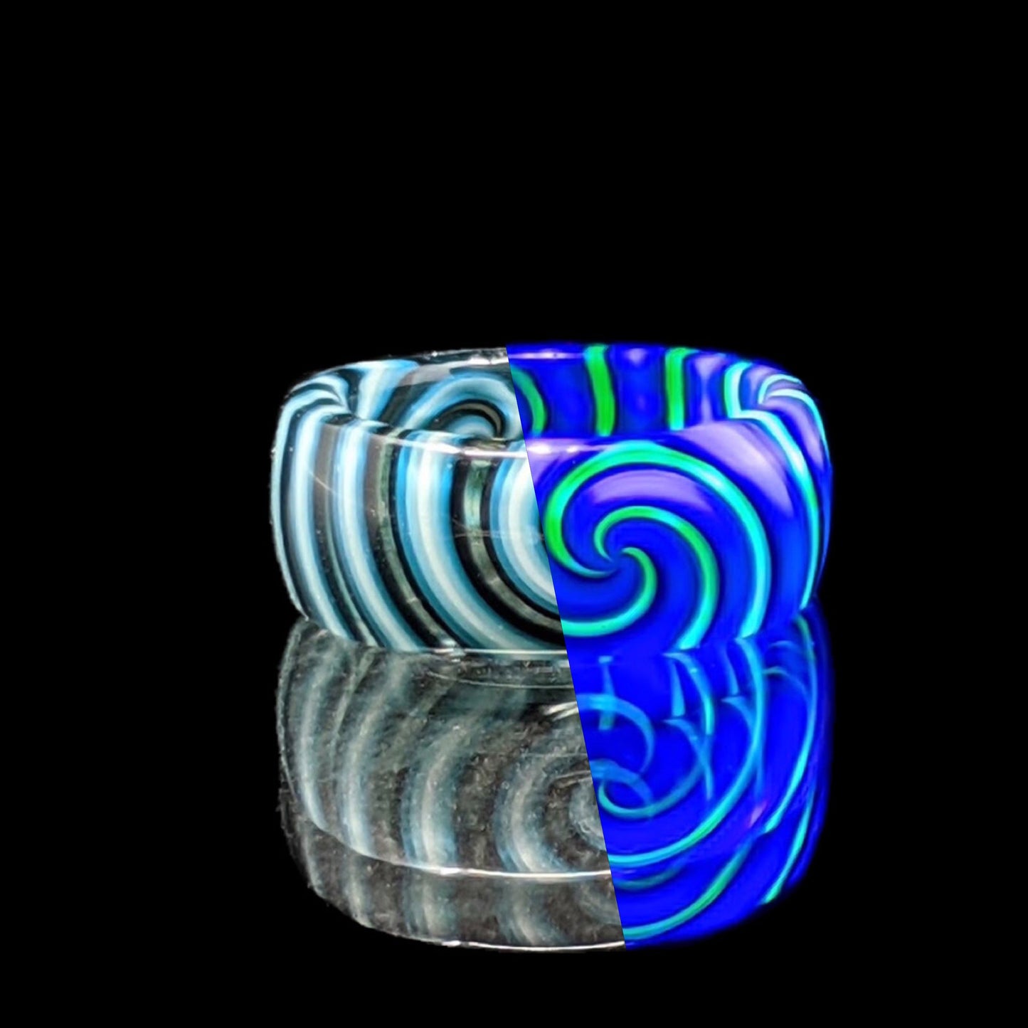 Glass UV Reactive Ring by Pho Sco USA